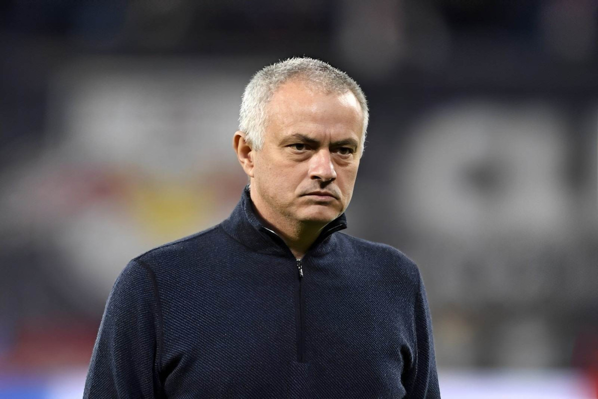 Joze Mourinyonun maaşını açıqlandı