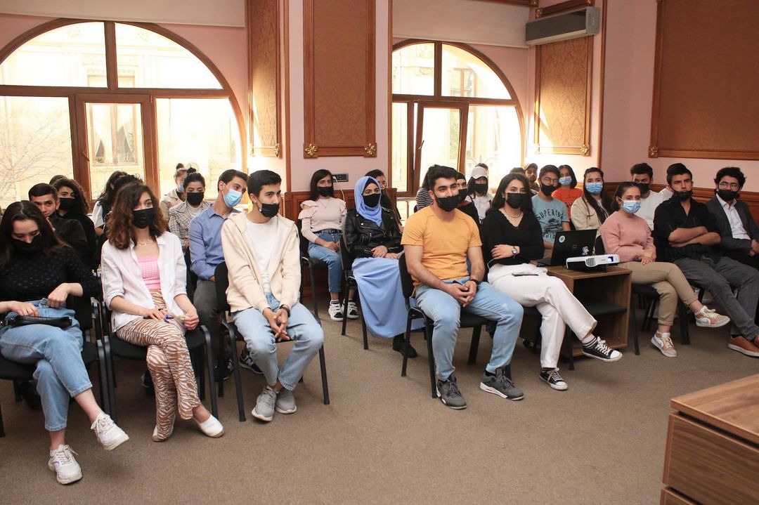 "Davam” Oxçuçay ilə bağlı kampaniya həyata keçirir (FOTO)
