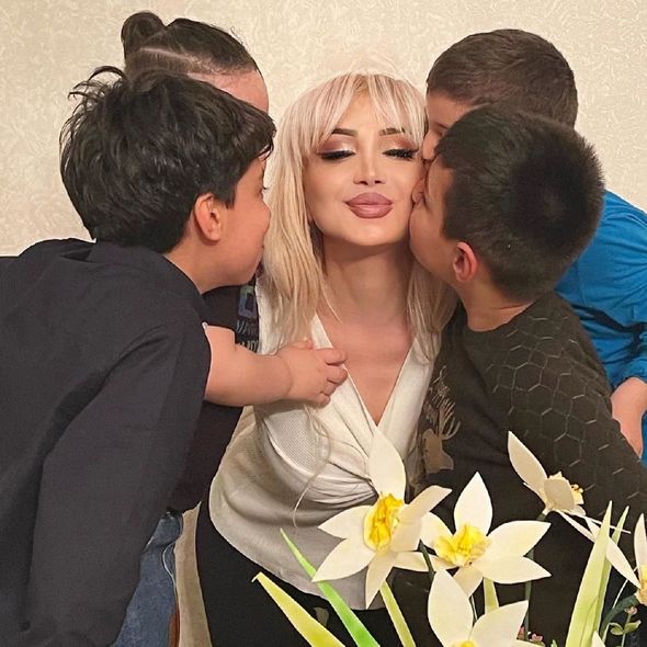 56 yaşını qeyd edən Xalq artistindən doğum günü paylaşımı (FOTO)