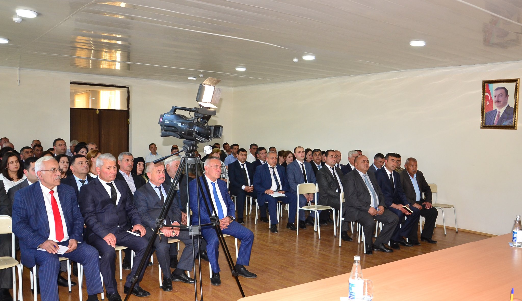 Seymur Orucov Aşağı Göycəli kəndində vətəndaşların qəbulunu keçirdi (FOTOLAR)