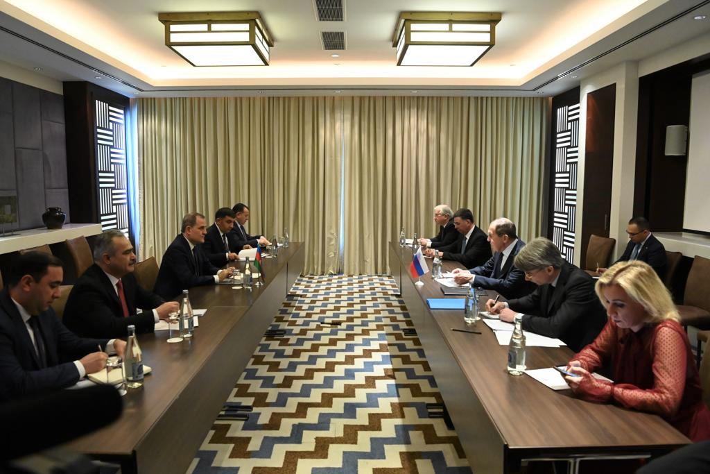 Azərbaycan və Rusiya XİN başçıları görüşdü (YENİLƏNİB/FOTO)