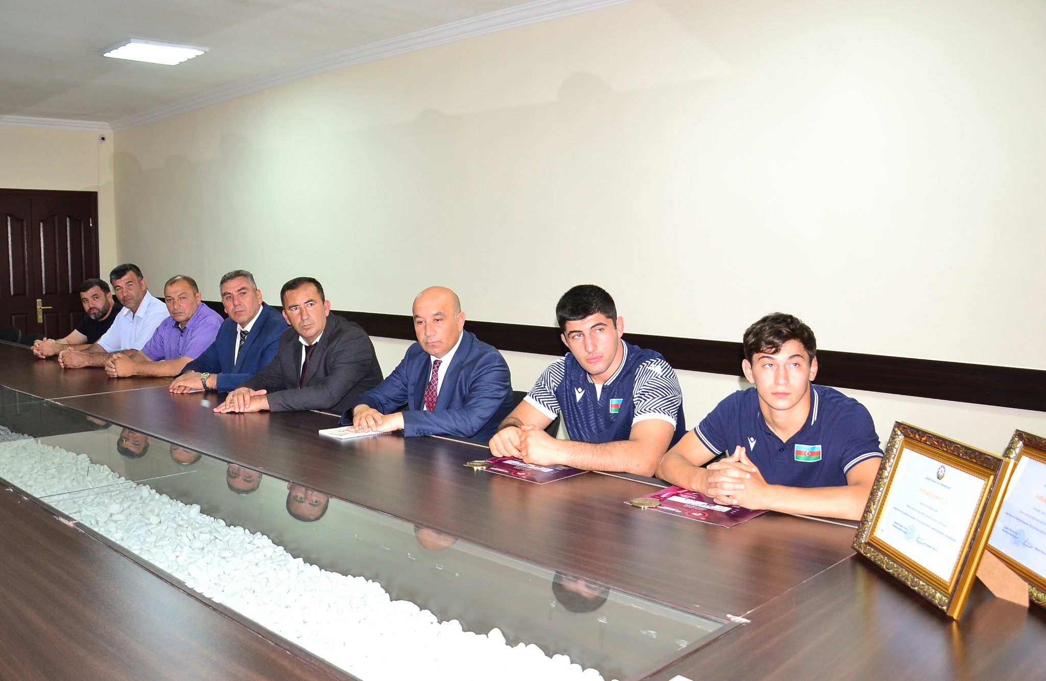 Seymur Orucov ağstafalı idmançılarla görüşdü (FOTOLAR)