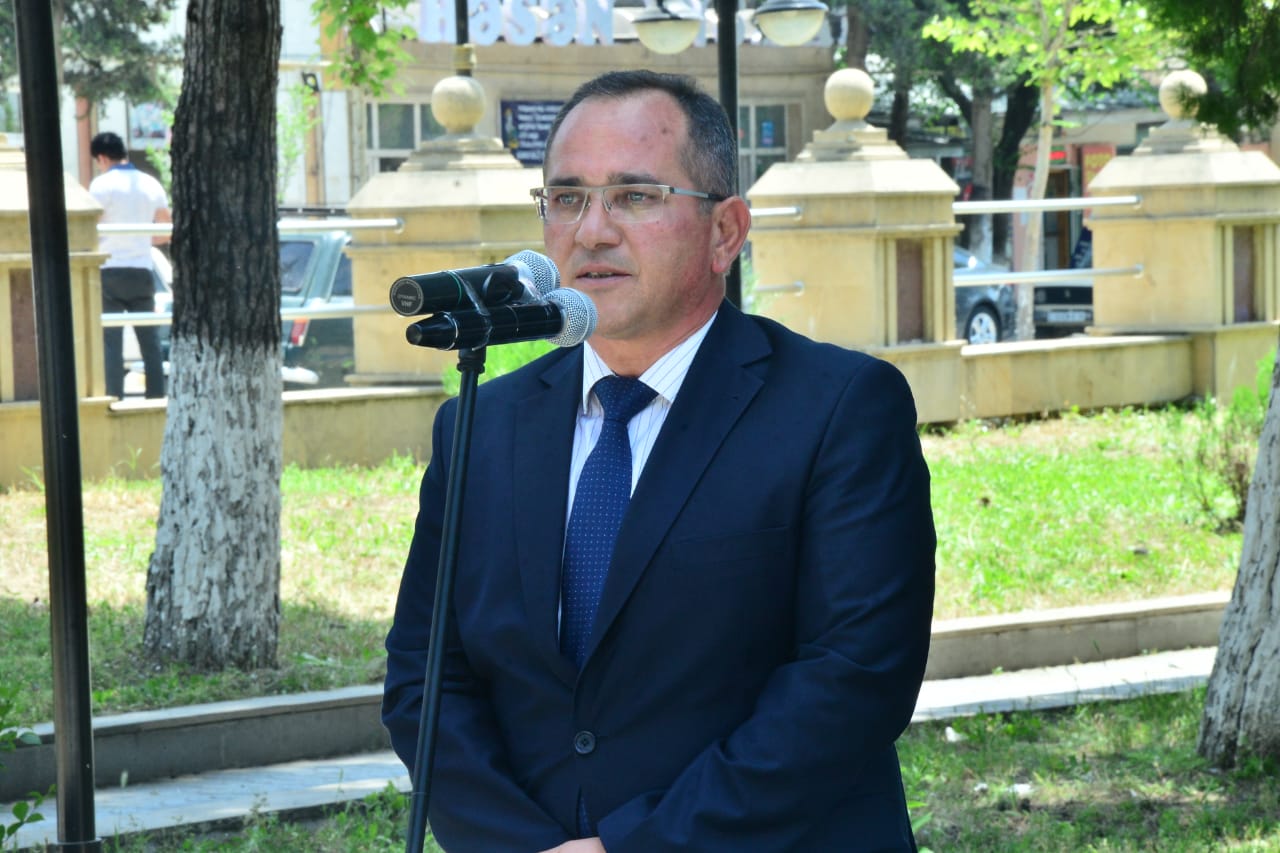 "Azəriqaz"ın Baş direktorunun müavini problemləri dinlədi (FOTOLAR)