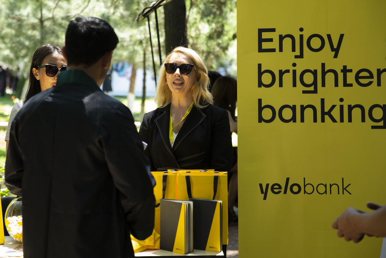 Yelo Bank universitetlərlə aktiv əməkdaşlıq edir (R)