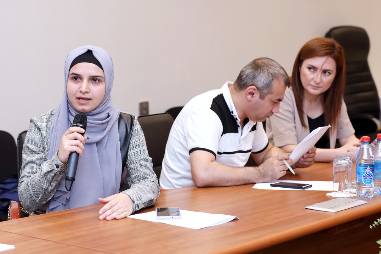 "Azəriqaz"ın baş direktorunun müavini hesabat verdi (FOTOLAR)