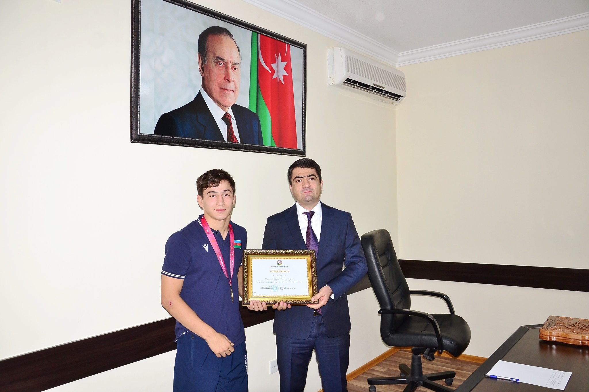 Seymur Orucov ağstafalı idmançılarla görüşdü (FOTOLAR)