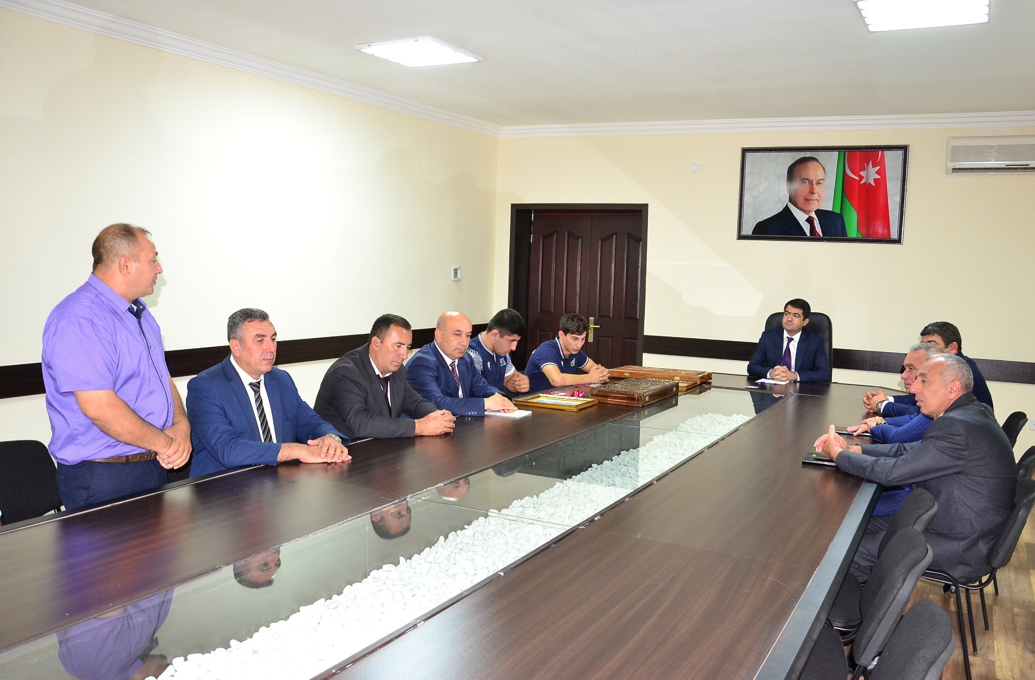 Seymur Orucov ağstafalı idmançılarla görüşdü (FOTOLAR)