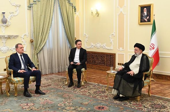 Ceyhun Bayramov İran Prezidenti ilə görüşdü (FOTO)