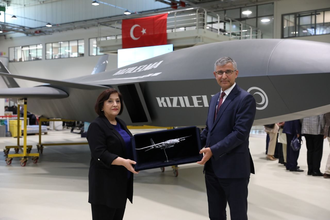 Sahibə Qafarova Baykar şirkətini ziyarət etdi (FOTO)