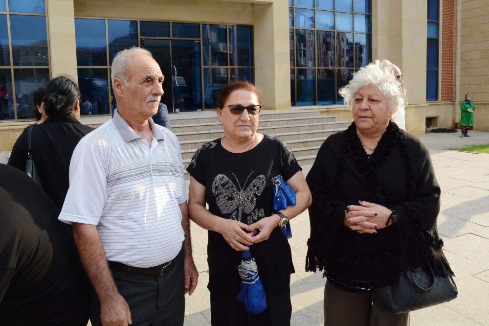 Ağalı kəndinə əhalinin köçürülməsinin birinci mərhələsi başa çatdı (FOTO)