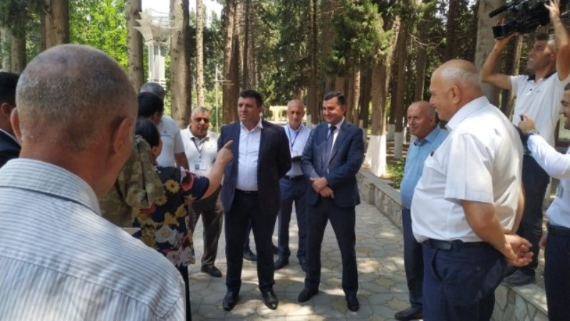 "Səyyar qəbul otağı" bu dəfə Ağdaşda (FOTO)