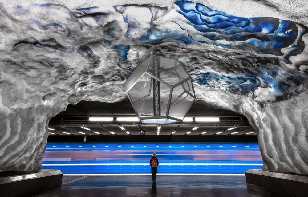 Dünyanın ən qeyri-adi metrosu (FOTO)