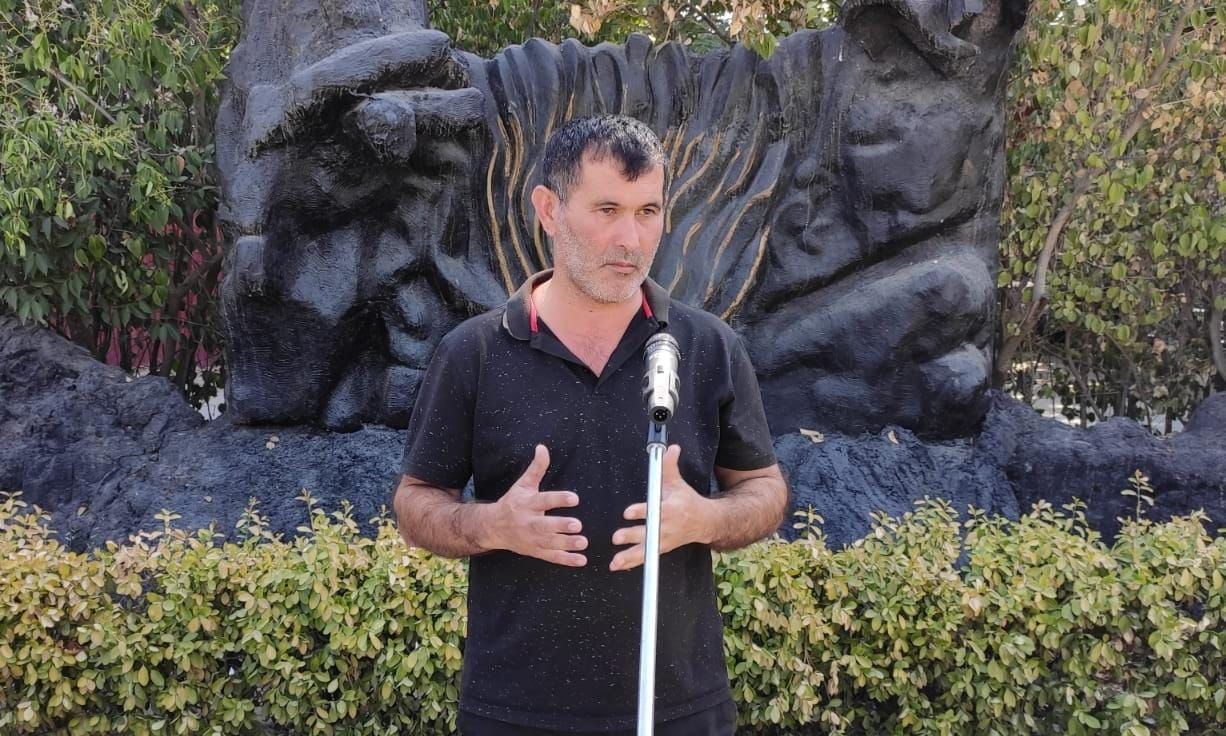 Qazaxda “Açıq mikrofon”a səsləndirilən müraciətlər bunlar oldu (FOTOLAR)