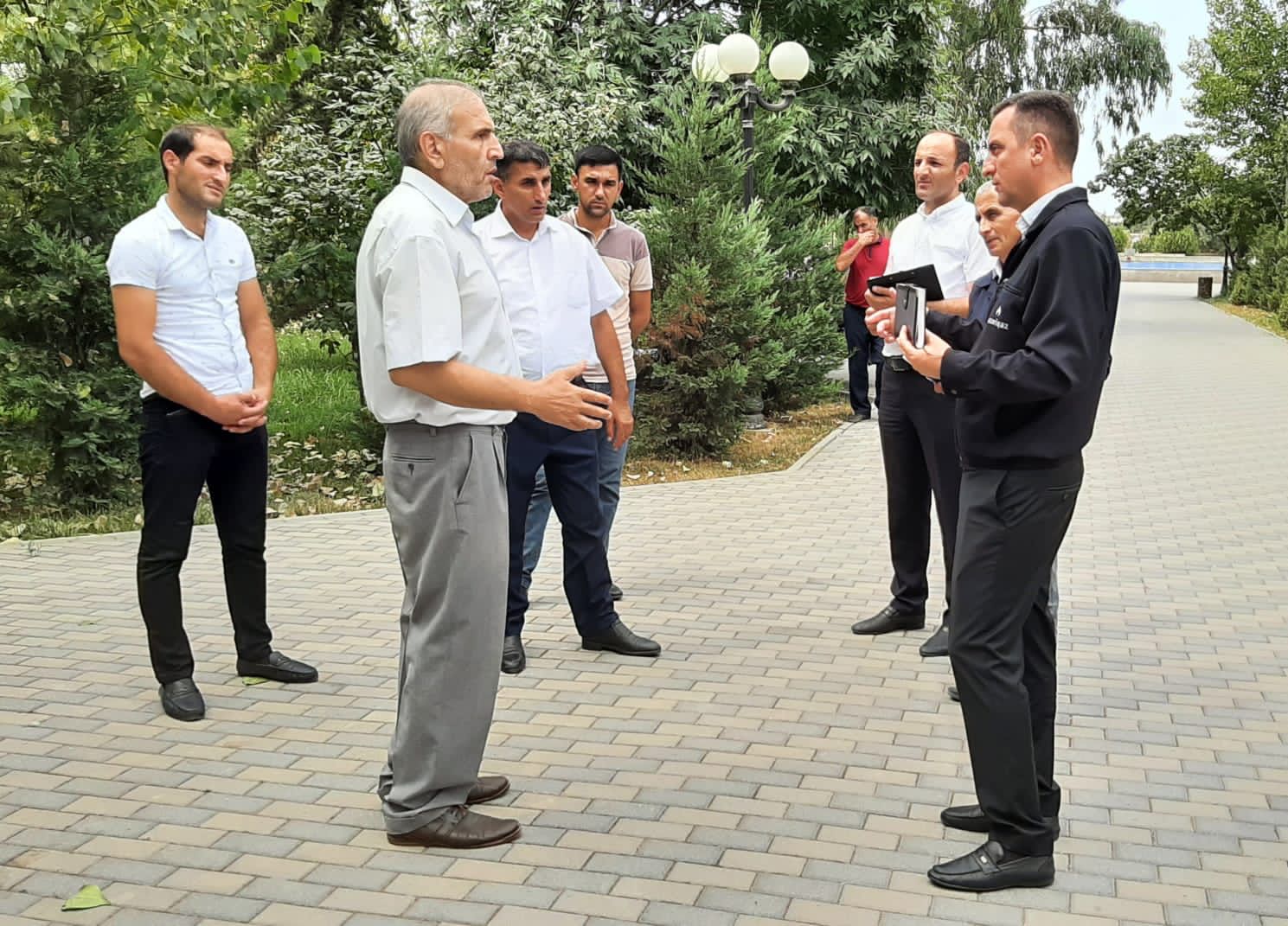 Sabirabadlılar “Açıq mikrofon”dan müraciət etdilər (FOTOLAR)
