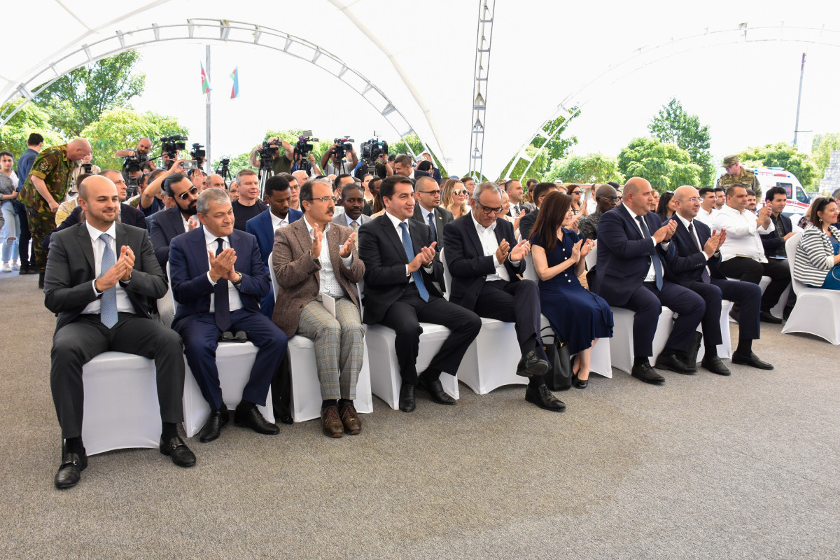 Şuşada beynəlxalq konfrans keçirilir (FOTO)