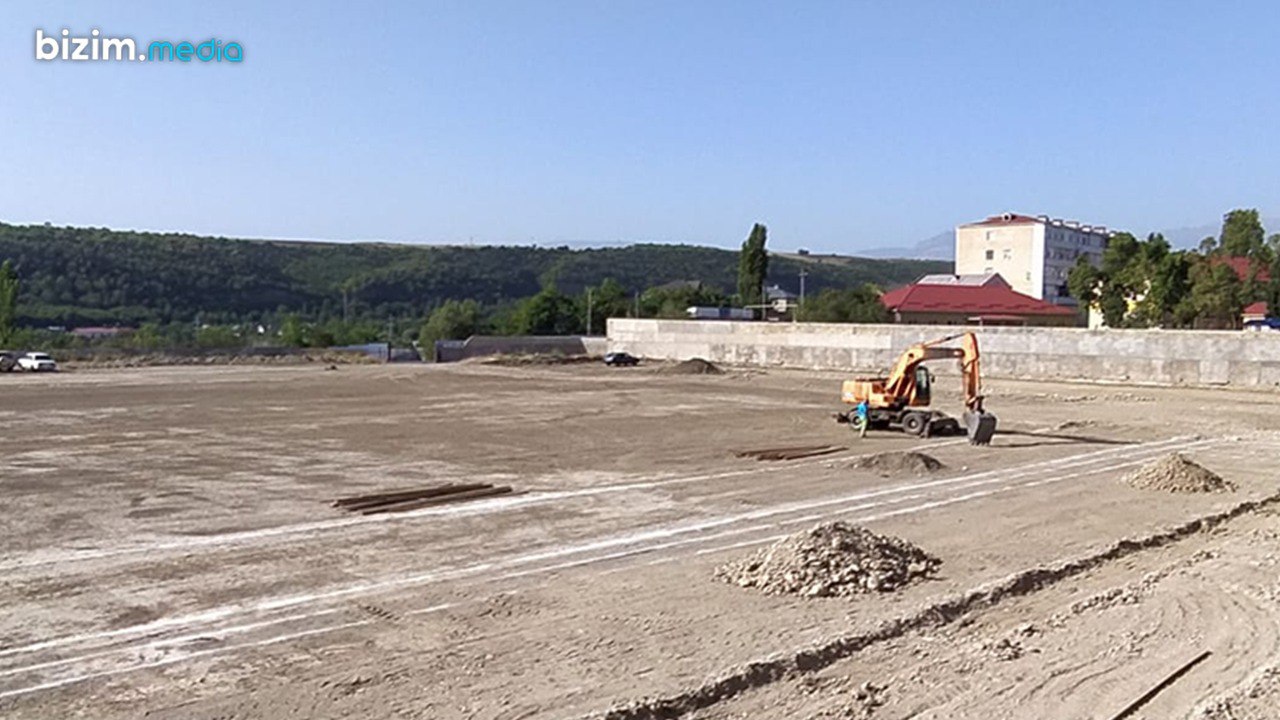 Qusar stadionunda təmir işlərinə start verildi (FOTO)