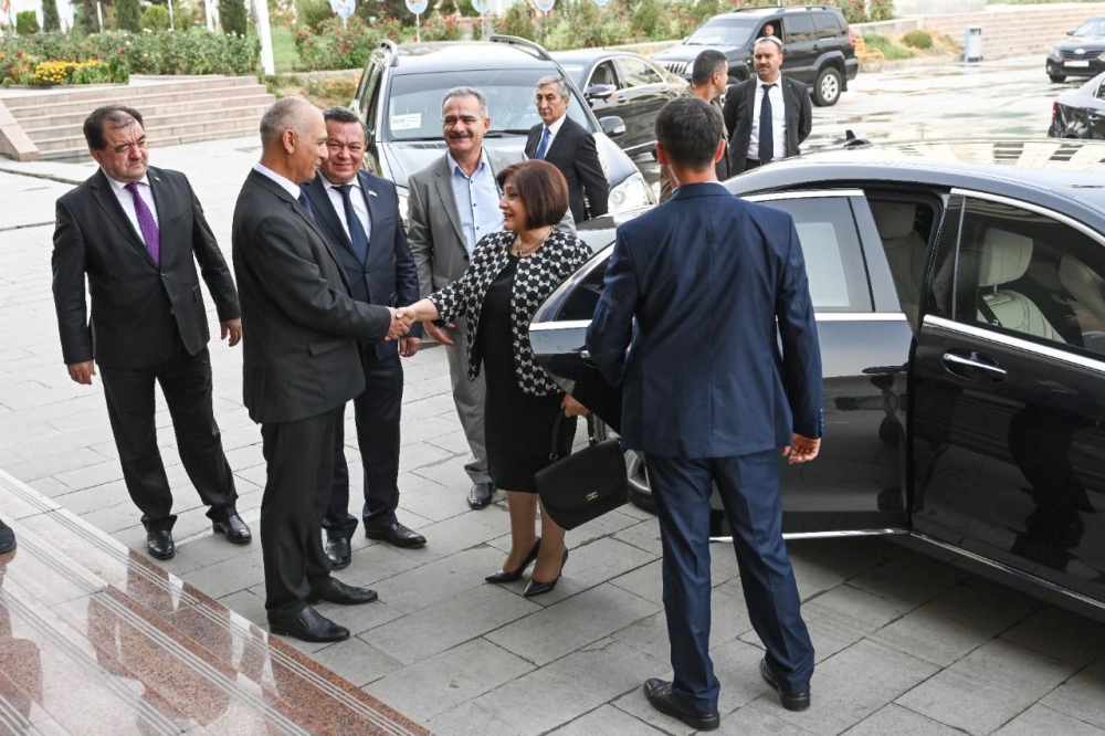 Sahibə Qafarova Düşənbənin tarixi məkanları ilə tanış oldu
