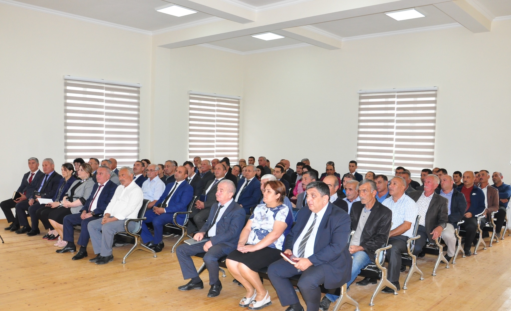 Seymur Orucov Gürcüstanla sərhəddə yerləşən kəndin sakinləri ilə görüşdü (FOTOLAR)