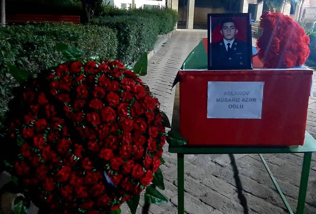 Ağır qəzada ölən şəxslər hərbçi imiş (FOTO)