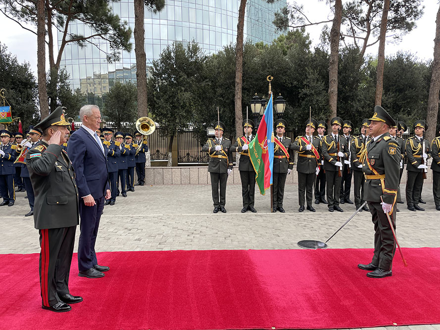 Azərbaycanla İsrail arasında hərbi əməkdaşlıq məsələləri müzakirə edildi (FOTOLAR)
