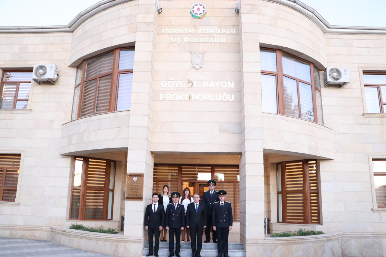Baş prokuror Gəncədə vətəndaşları qəbul etdi (FOTO)