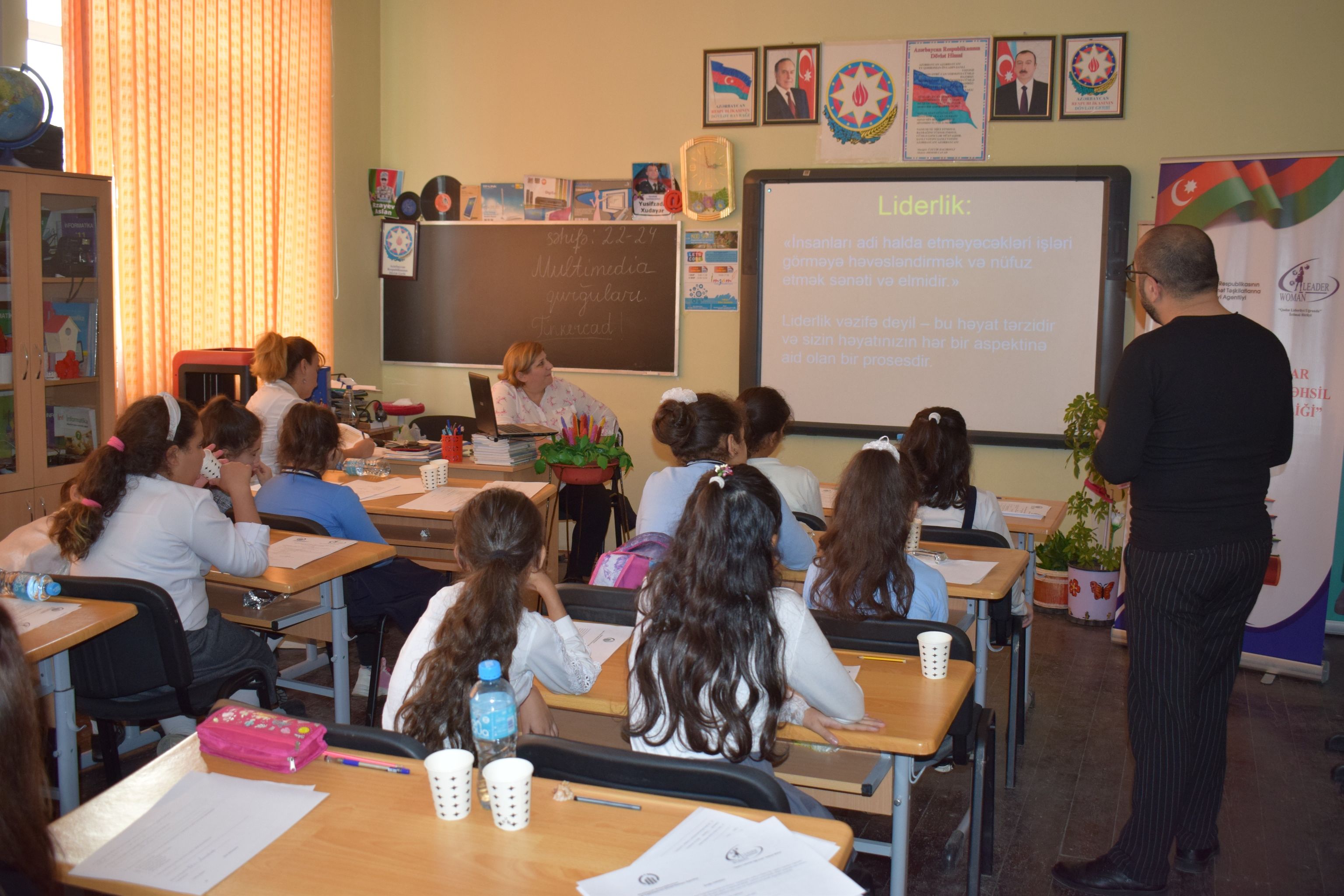 Qızlarda davamlı təhsilə maraq və liderlik keyfiyyətləri məktəb dövründən formalaşdırılmalıdır