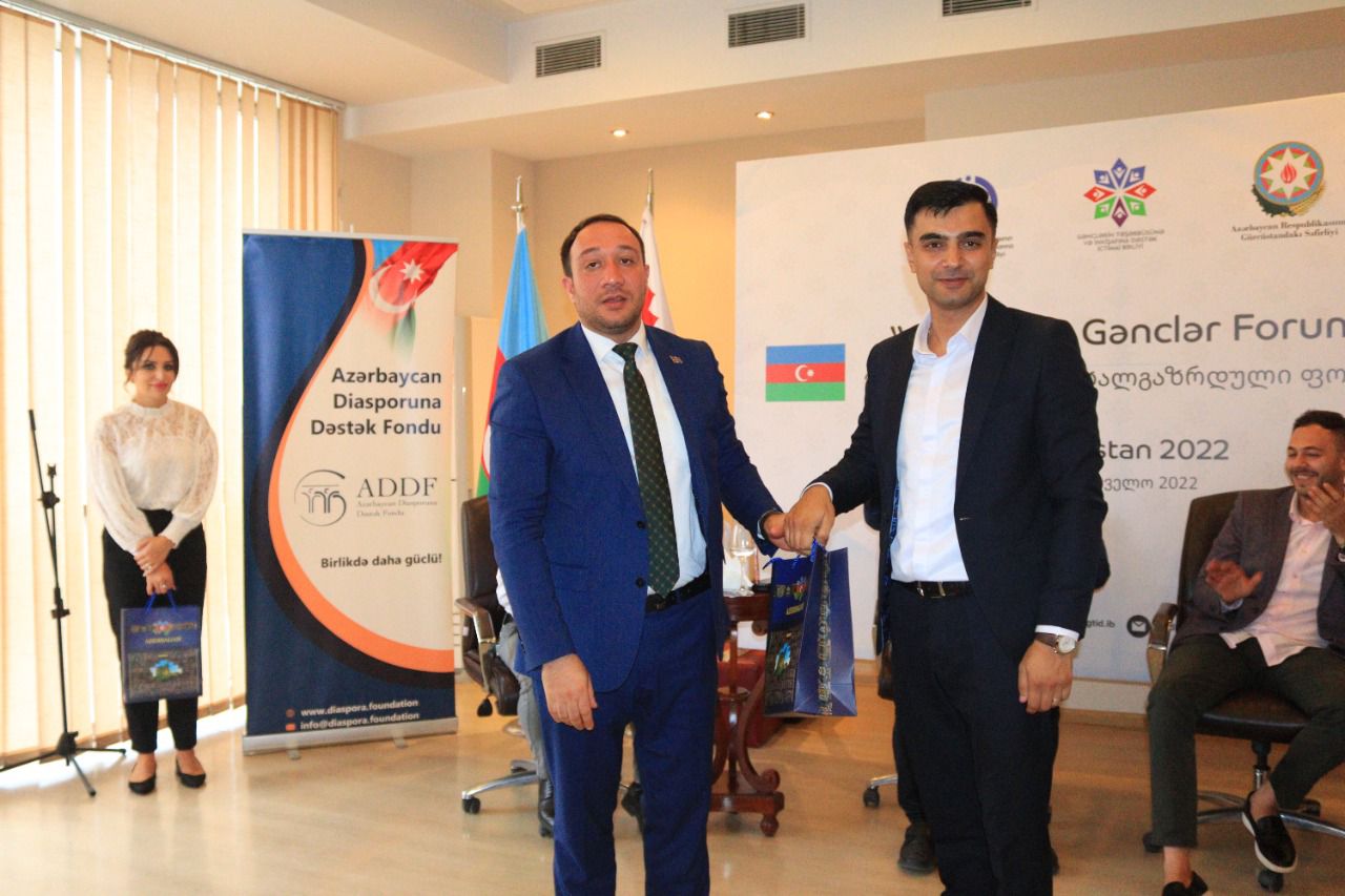 Gürcüstanda “Soydaş” Gənclər Forumu keçirildi (FOTOLAR)