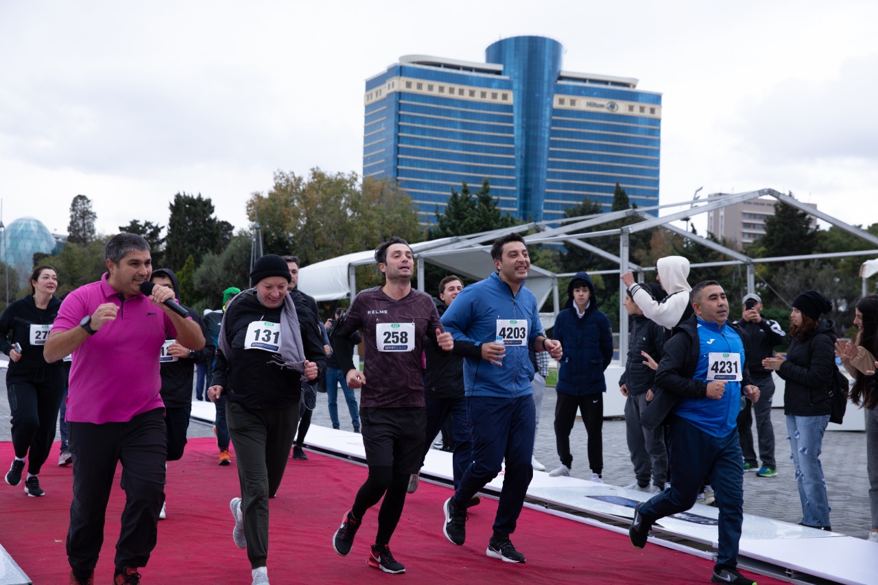 “Azerçay” “Qələbə qaçışı” marafonuna dəstək verdi (FOTO)