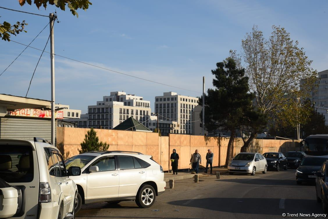 Bakının bu ərazisində evlər sökülür: Sakinlərə 500 AZN kirayə haqqı veriləcək (FOTOLAR)