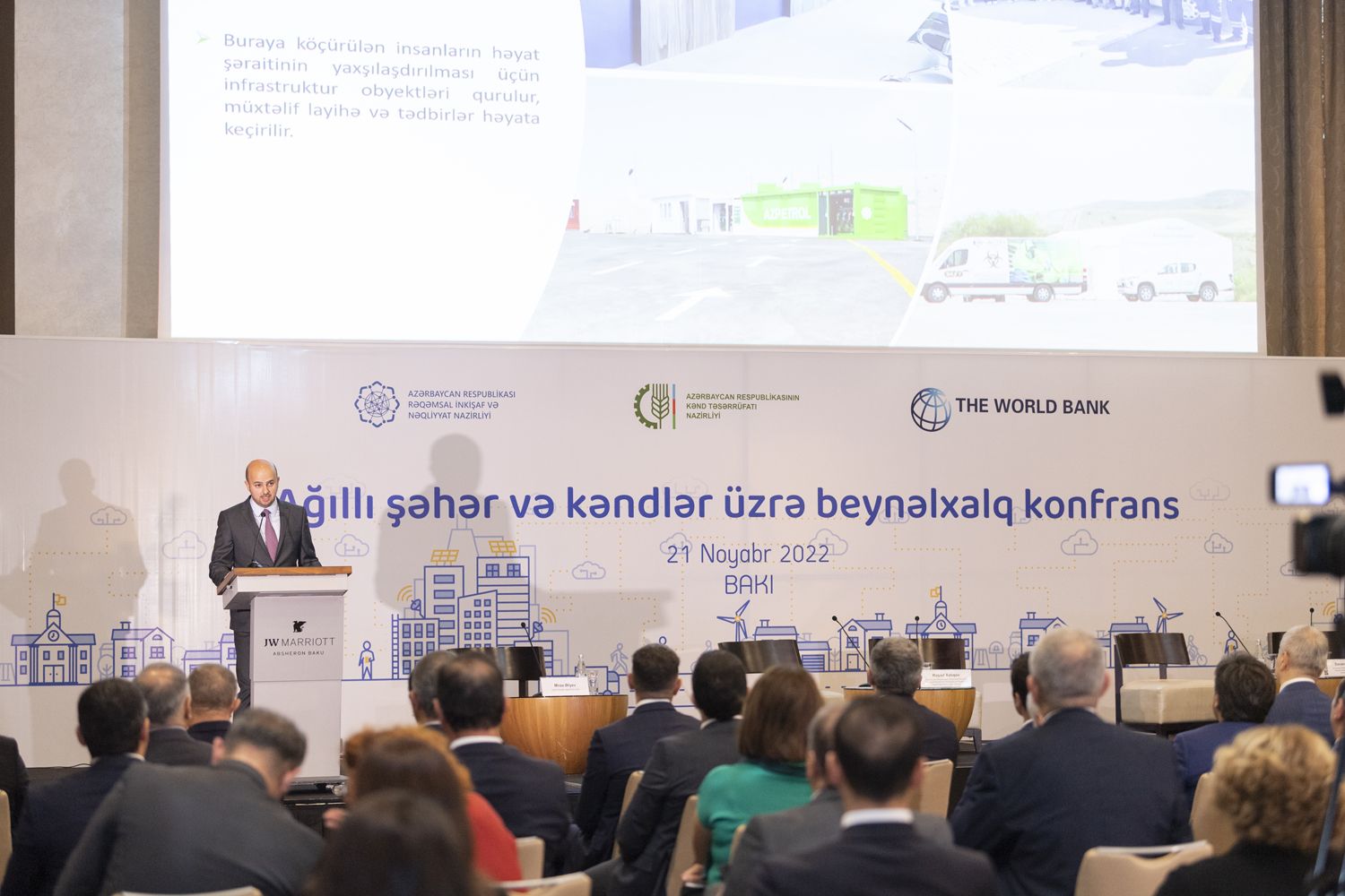 Ağıllı şəhər və kəndlər mövzusunda beynəlxalq konfrans keçirildi (FOTOLAR)