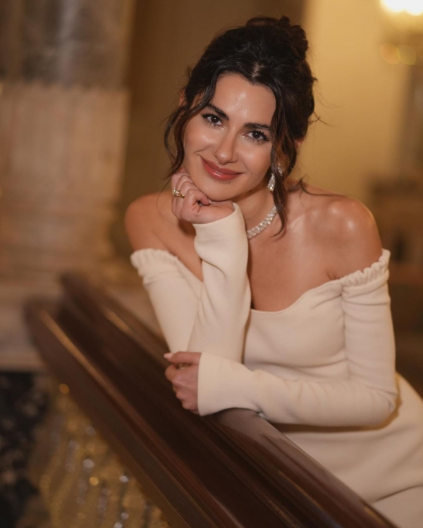 Azərbaycanlı aktrisa məşhur brendin siması oldu (FOTOLAR)