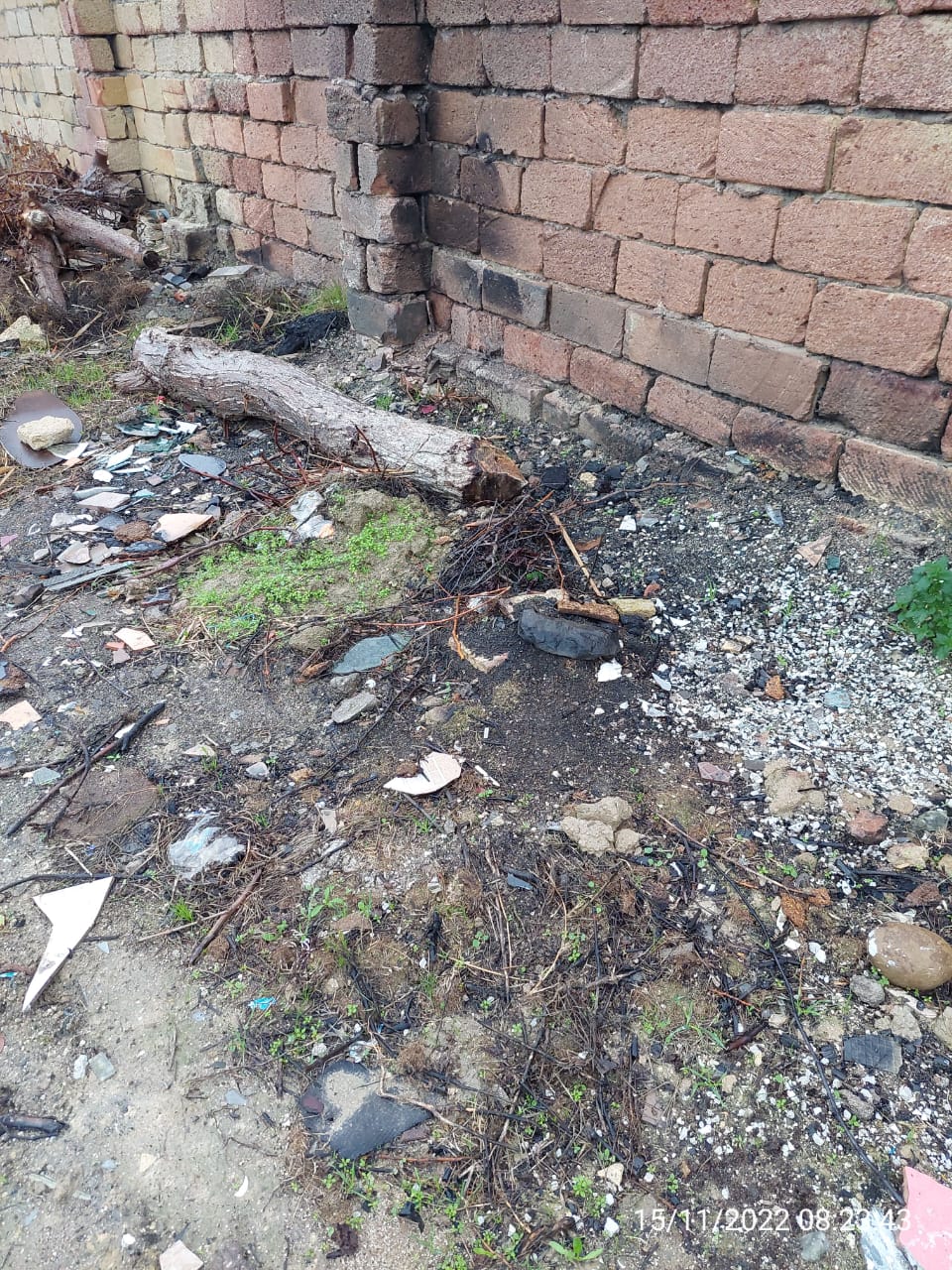 Coratda problem davam edir: İcra Hakimiyyəti sakinlərin şikayətinə baxmır (FOTO/VİDEO)