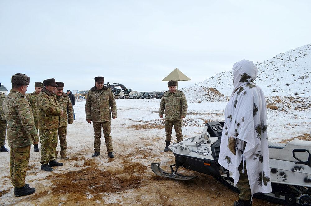 Generallar Laçında (FOTO/VİDEO)