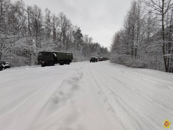 MN: Ukrayna ilə sərhəddə olan Belarus qoşunları bazaya qayıdır (FOTO)