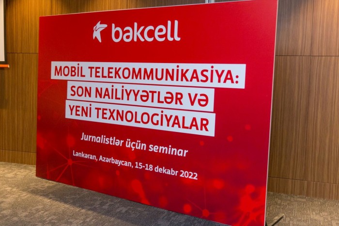 "Bakcell" jurnalistlər üçün seminar keçirdi (R)