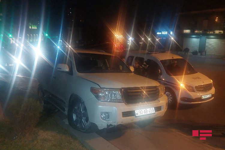Bakıda zəncirvari qəza oldu - yaralılar var (FOTO)