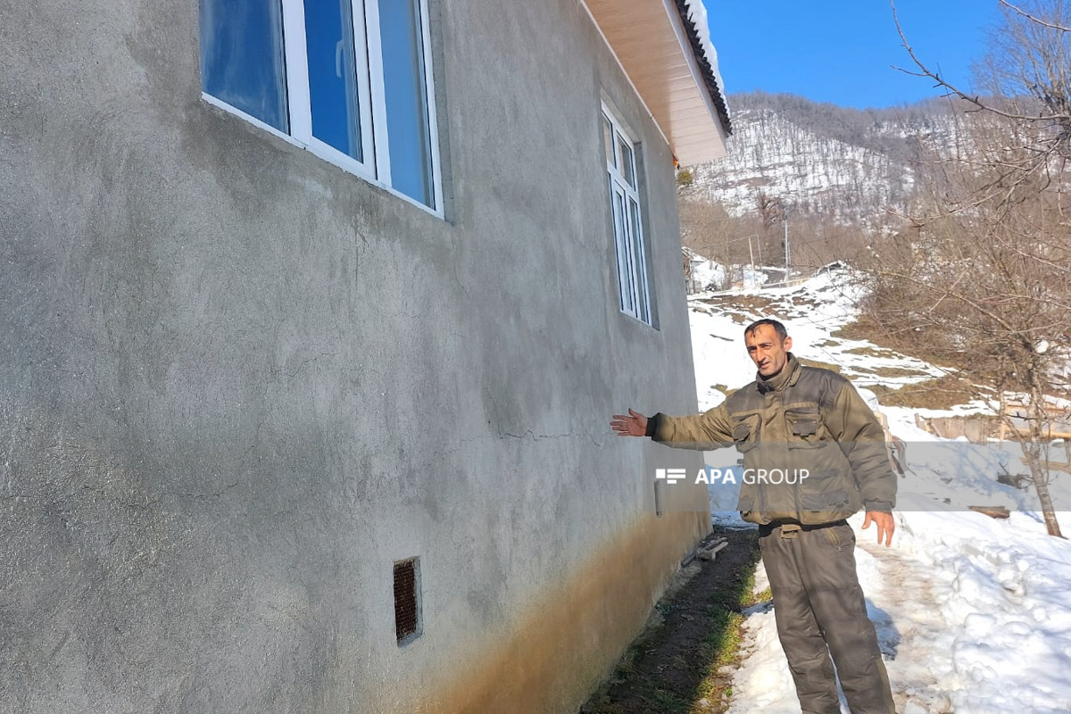 Lerikdə torpaq sürüşməsi oldu (FOTOLAR)