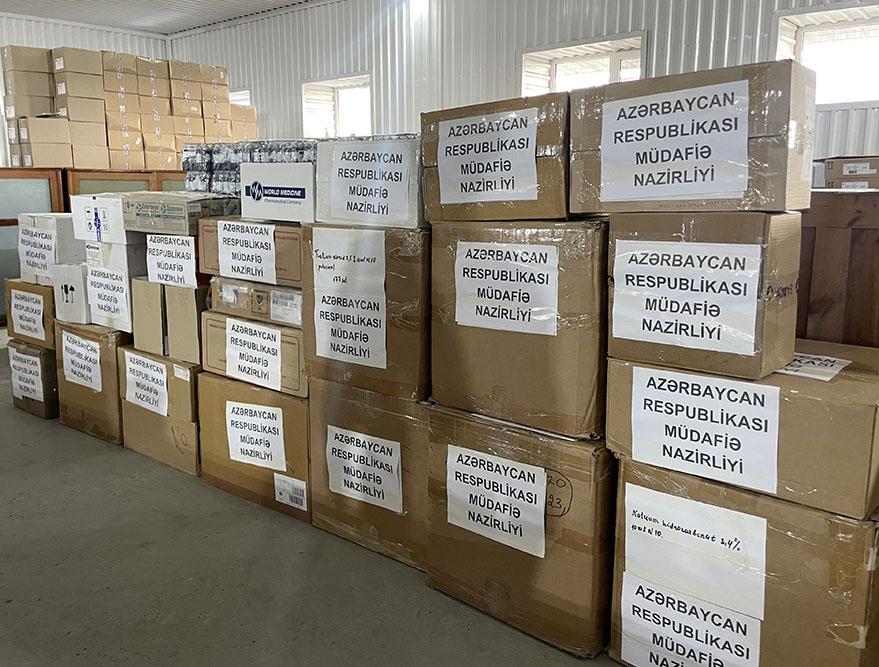 Müdafiə Nazirliyinin tibb ehtiyatından Türkiyəyə yardım göndərildi (FOTO)