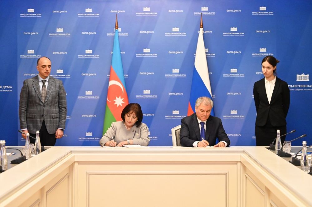 Azərbaycan parlamenti ilə Rusiya Dövlət Duması arasında Anlaşma Memorandumu imzalandı (FOTO)