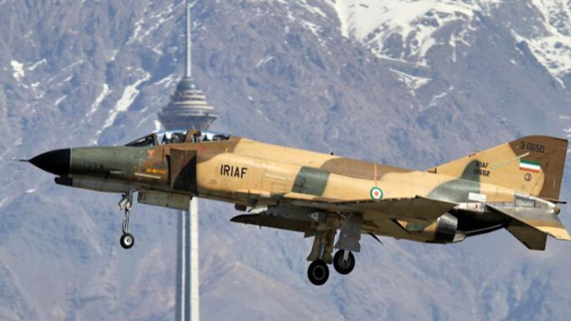 İran döyüş təyyarəsini niyə sərhədimizə göndərib?