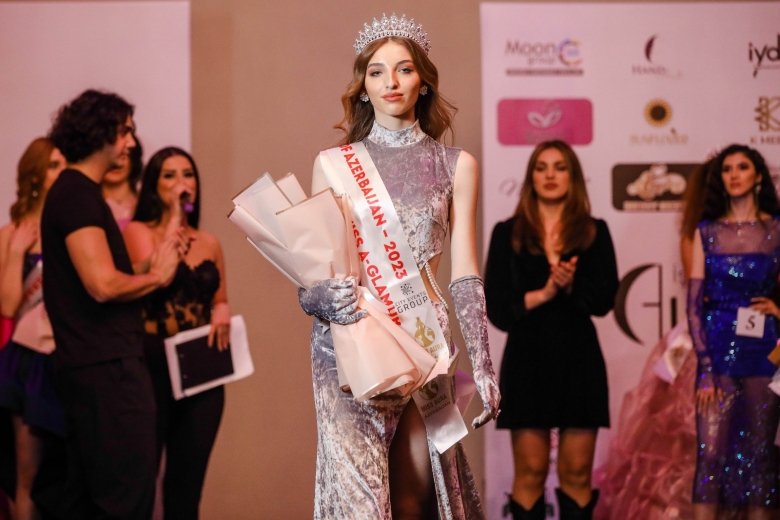 Azərbaycanı beynəlxalq gözəllik yarışmasında 185 sm boyundakı bu model təmsil edəcək - FOTO/VIDEO