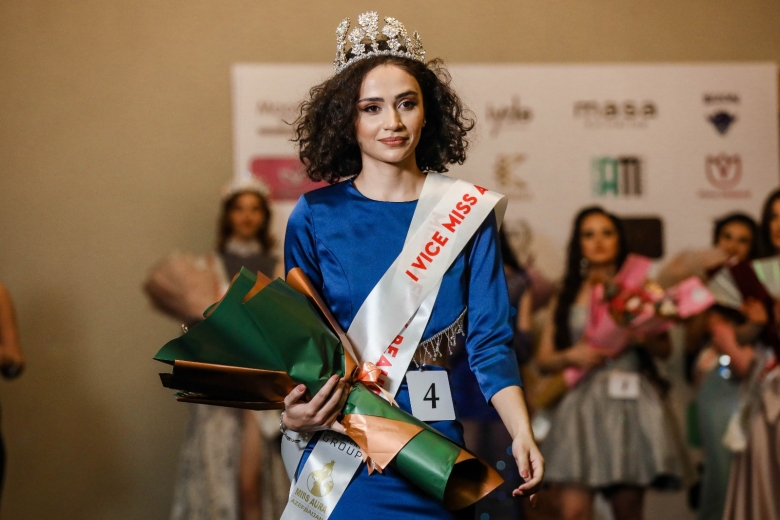 Azərbaycanı beynəlxalq gözəllik yarışmasında 185 sm boyundakı bu model təmsil edəcək - FOTO/VIDEO