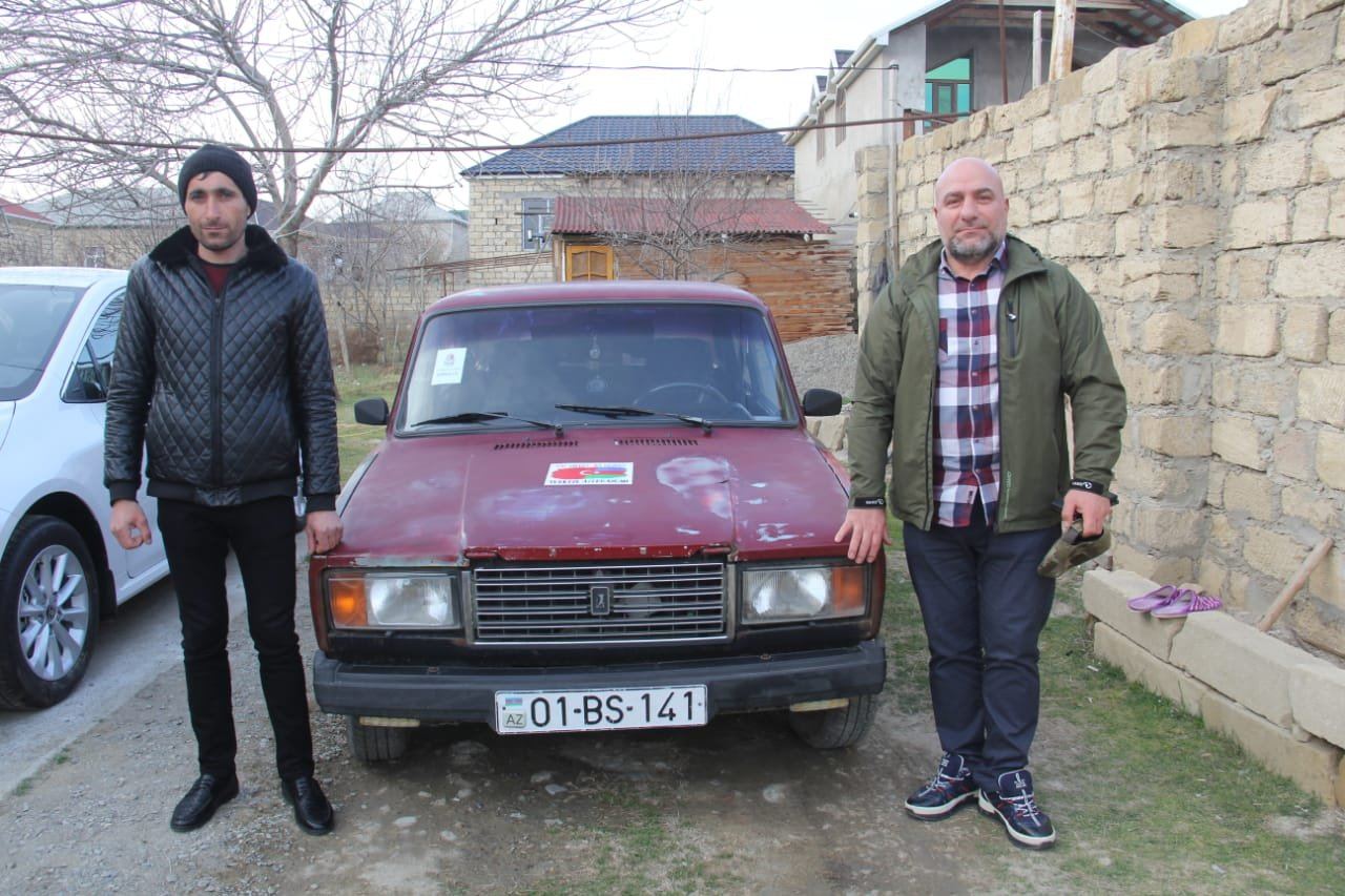 Sərvər Bəşirliyə avtomobil hədiyyə edən türkiyəli iş adamı: "Çox təsirləndim" (FOTO)