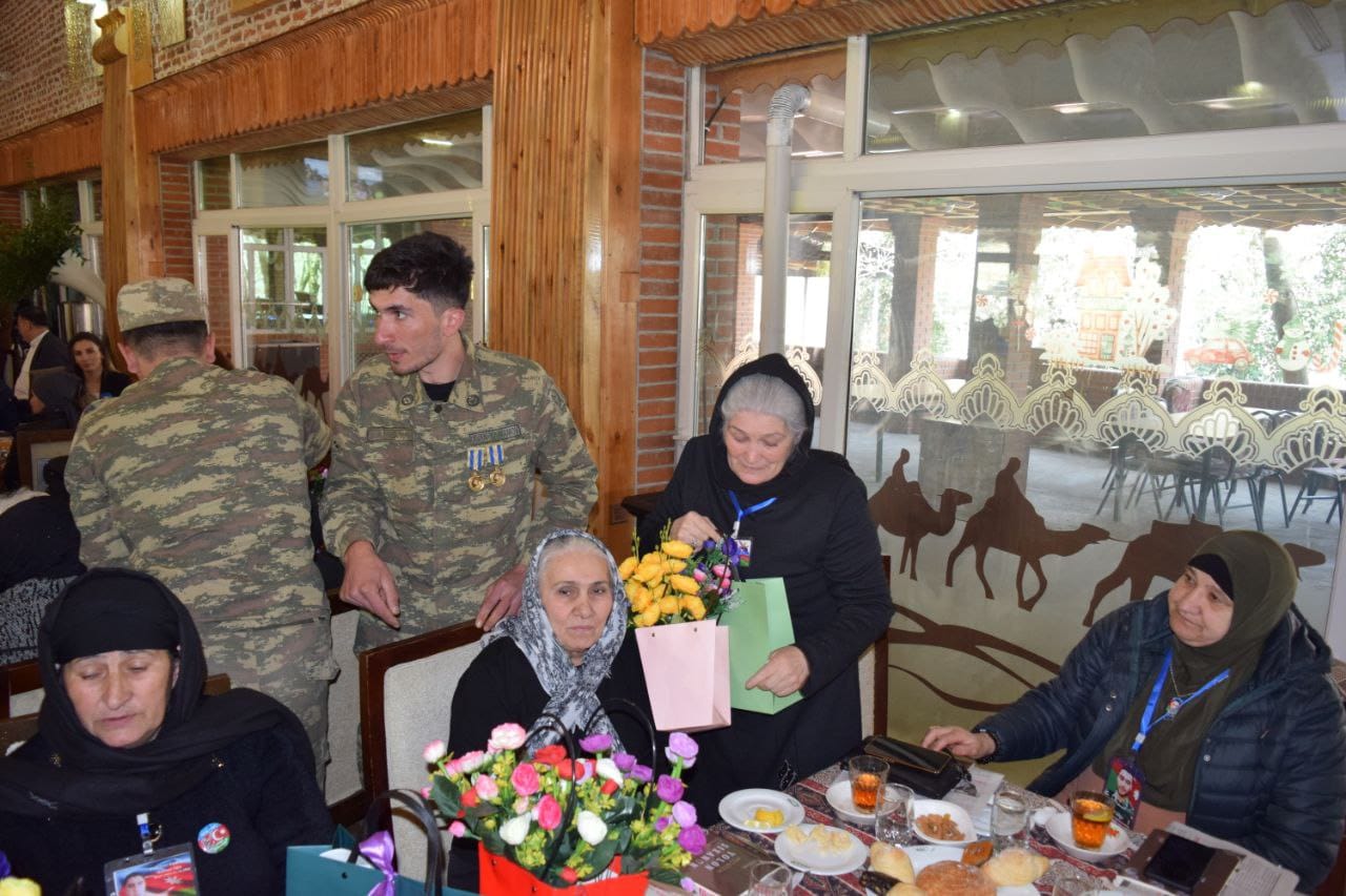 Lerikdə şəhid anaları və xanımları üçün tədbir keçirildi