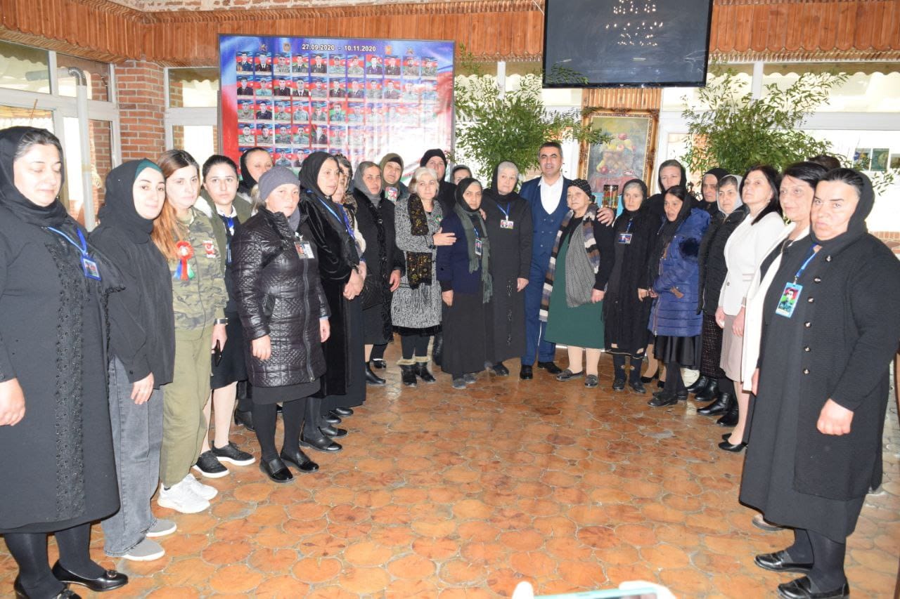 Lerikdə şəhid anaları və xanımları üçün tədbir keçirildi