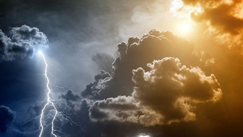 Bakıda 25 dərəcə isti, rayonlarda şimşək, dolu...