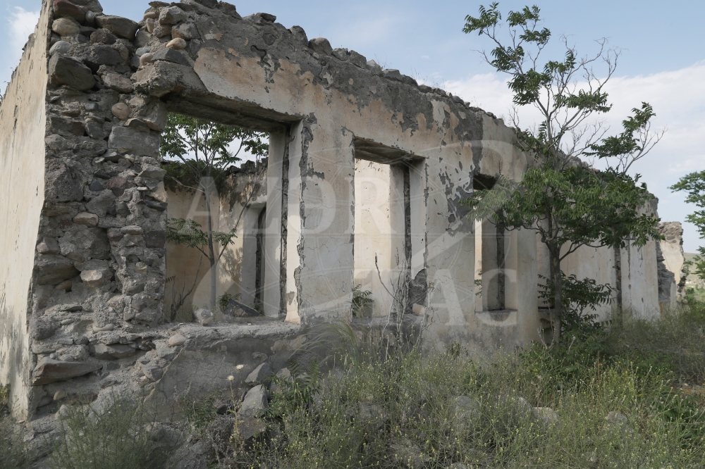Ermənilərin viran qoyduğu daha bir kəndimiz (FOTOLAR)