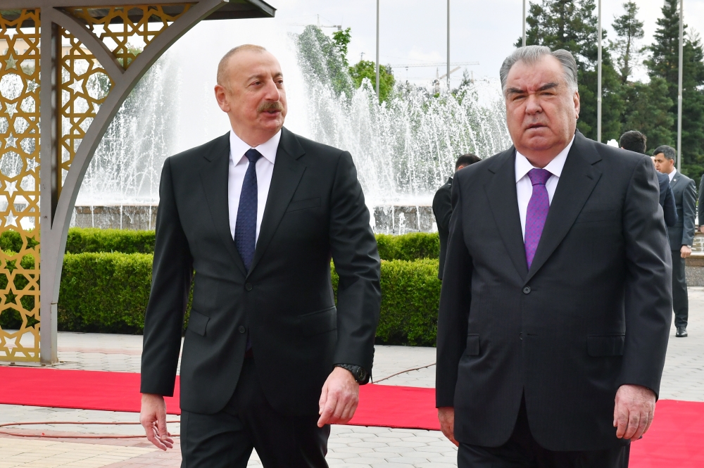 Azərbaycan və Tacikistan prezidentlərinin geniş tərkibdə görüşü oldu (YENİLƏNİB/FOTO)