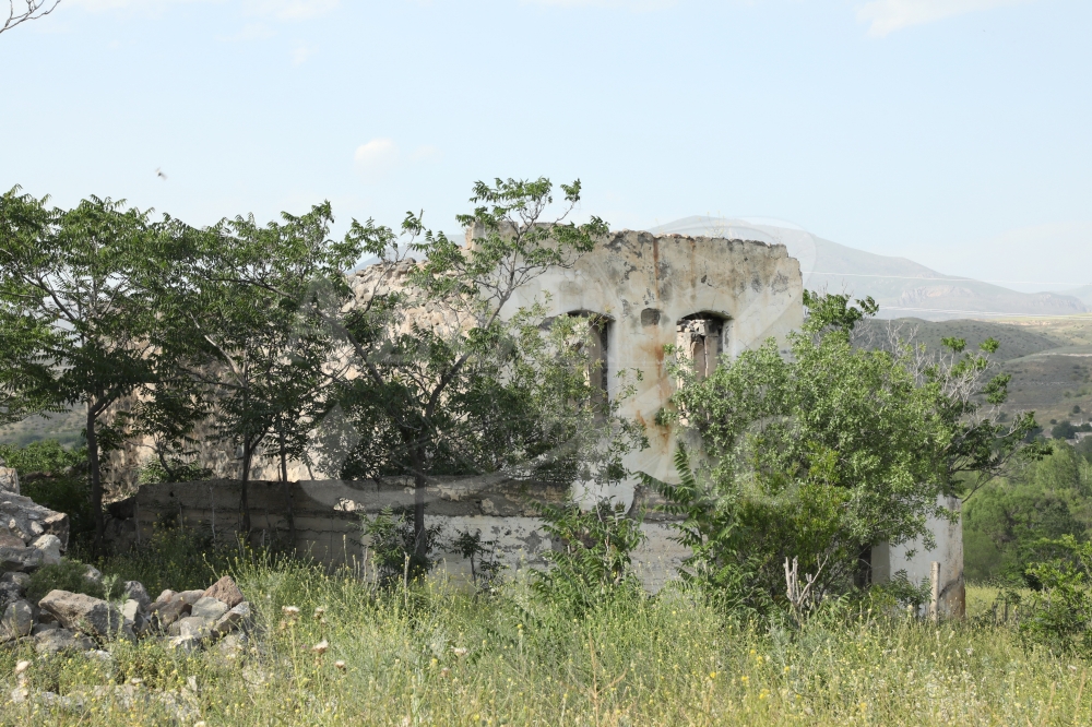 Ermənilərin viran qoyduğu daha bir kəndimiz (FOTOLAR)