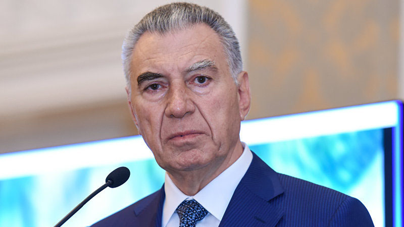 Prezident Əli Həsənov, Cavanşir Paşazadə və Aqil Abbası təltif etdi